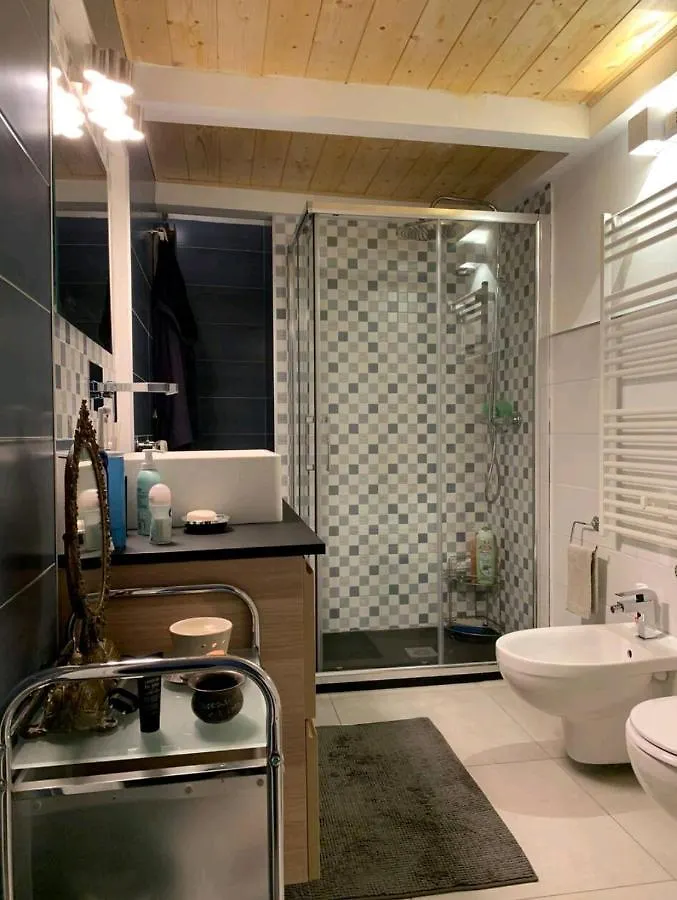 Appartamento Zziny House Aeroporto di Catania Fontana Rossa