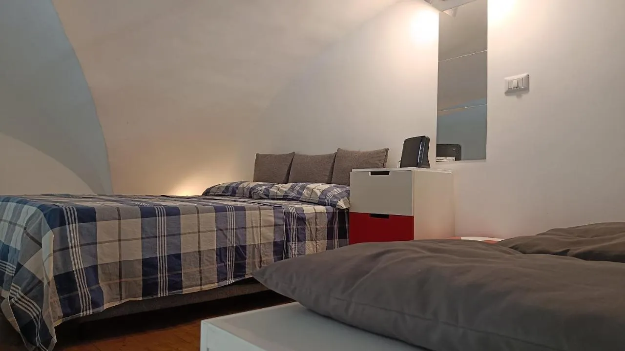 Appartamento Zziny House Aeroporto di Catania Fontana Rossa 0*,